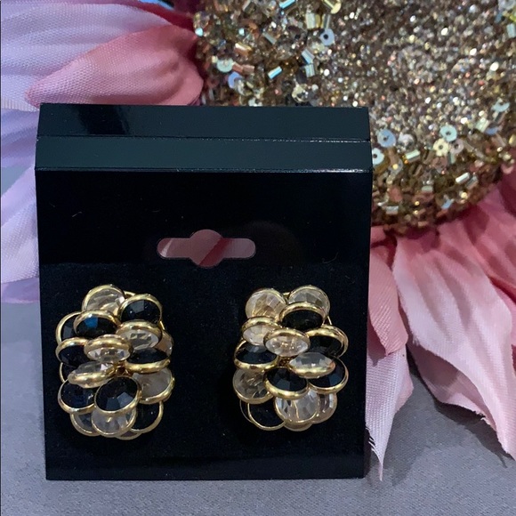 Jewelry - EARRING CLEAROUT: ACCEPTING ALL OFFERS